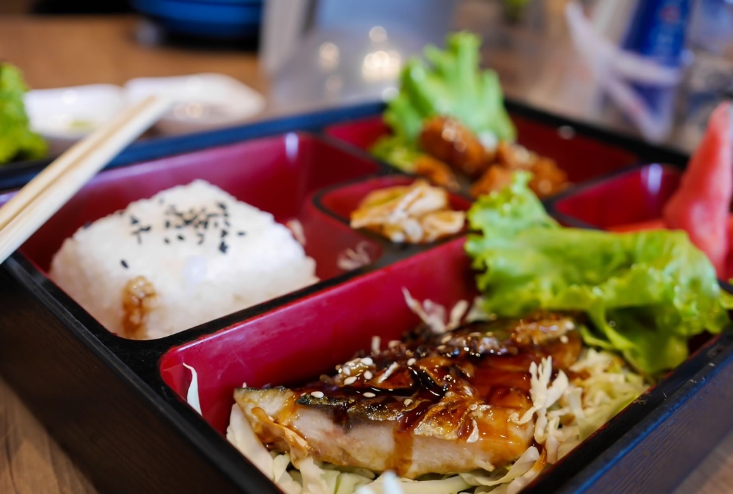 お弁当デリバリーサービス